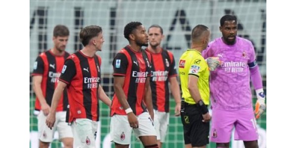 AC Milans og Juventus' forværrede formuer fortsætter med at udvikle sig AC Milans og Juventus' forværrede formuer fortsætter med at udvikle sig